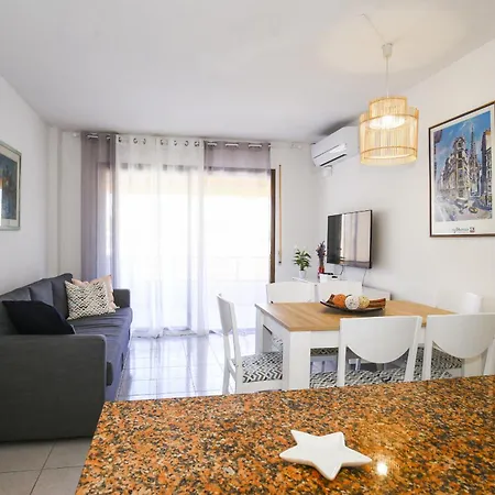 Apartment Uolas Planetcostadorada *
